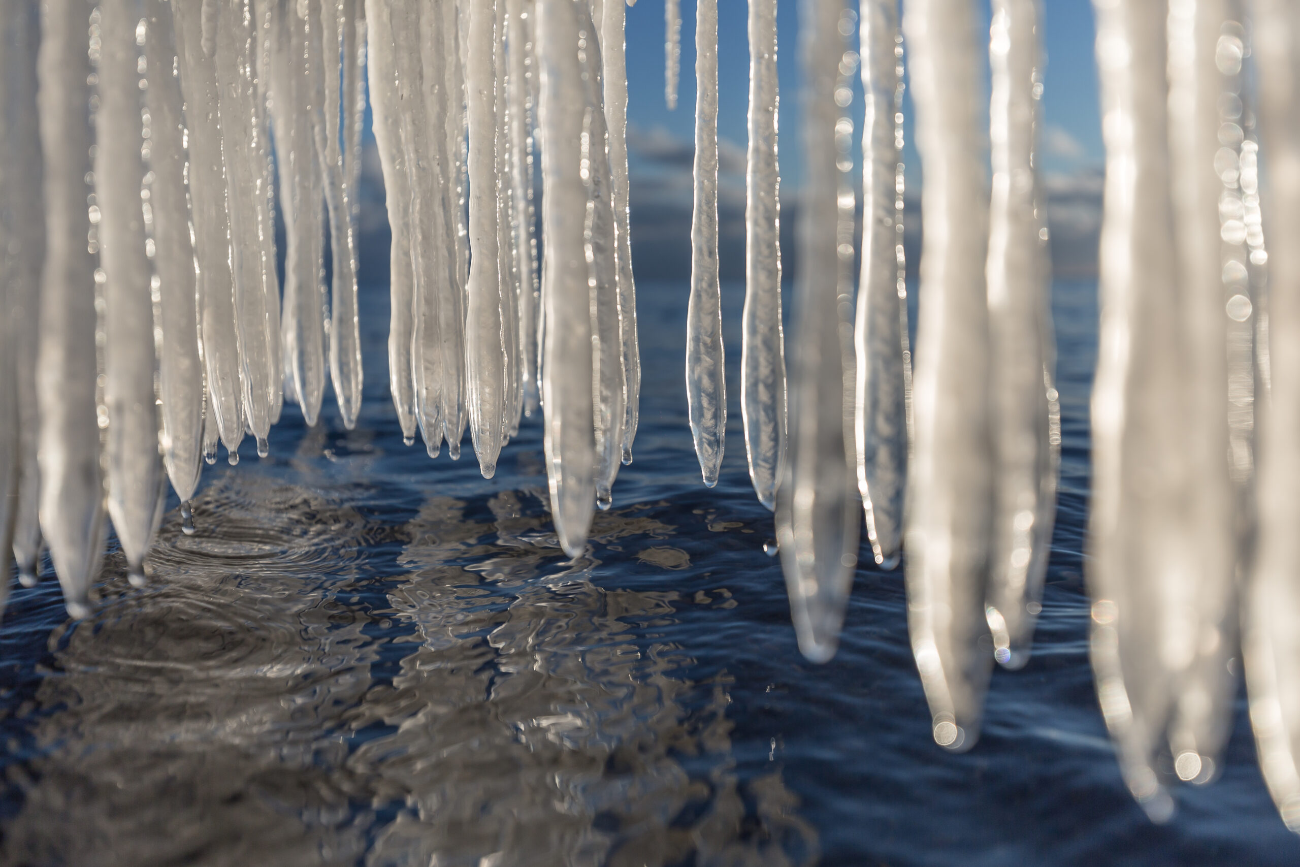 Copertura di ghiaccio dei Grandi Laghi raggiunge un minimo storico