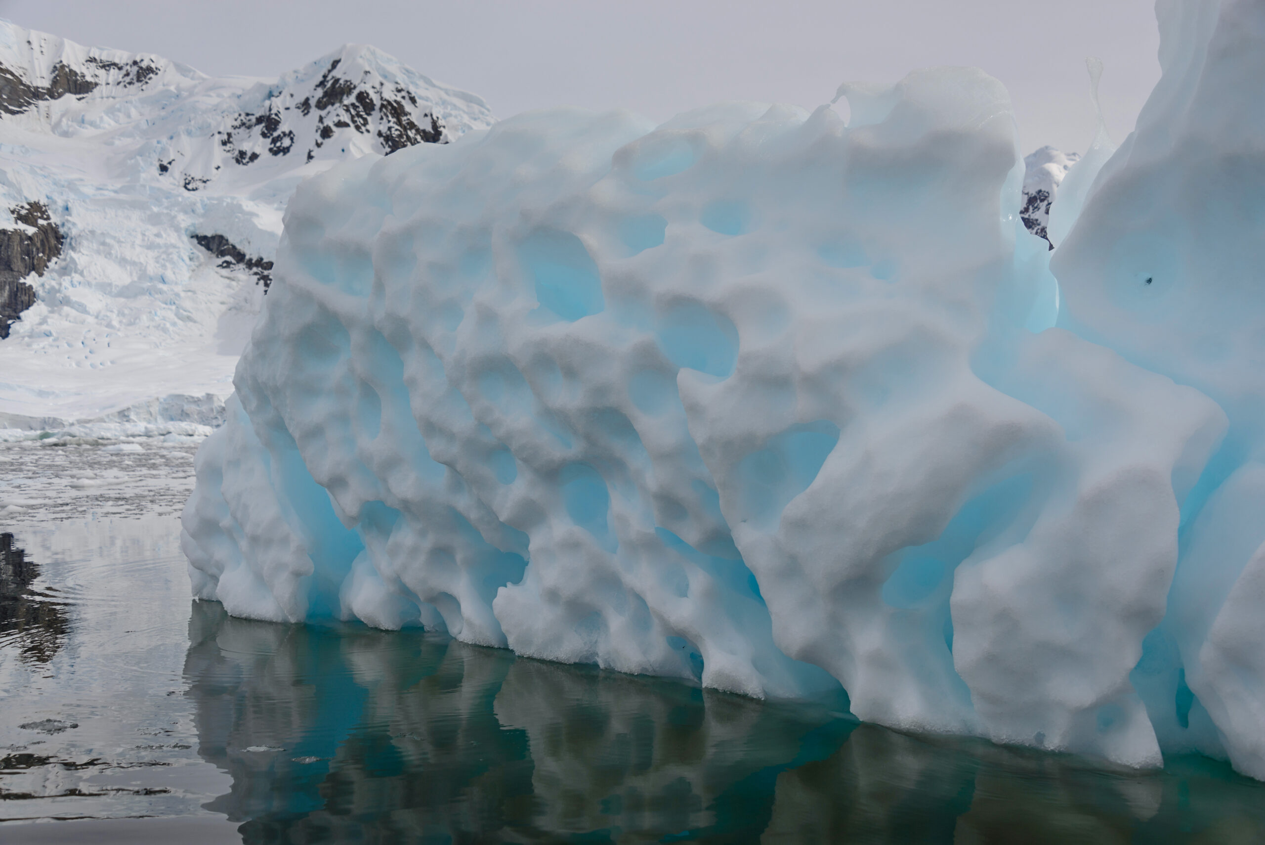 Crisi alle Svalbard: i ghiacciai si sciolgono a ritmi senza precedenti. Temperature in aumento