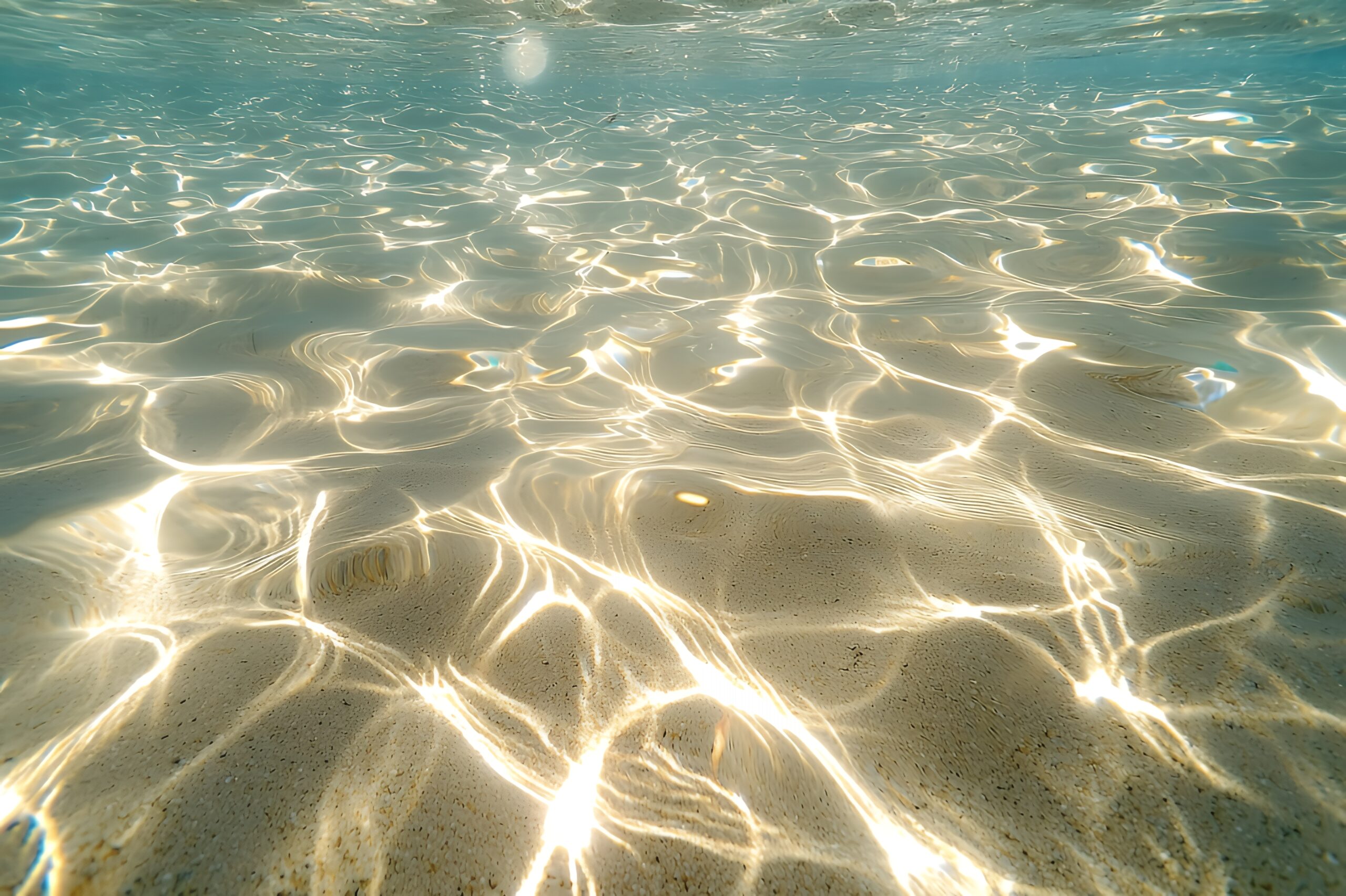 Cosa sono quelle aree lisce in mare?