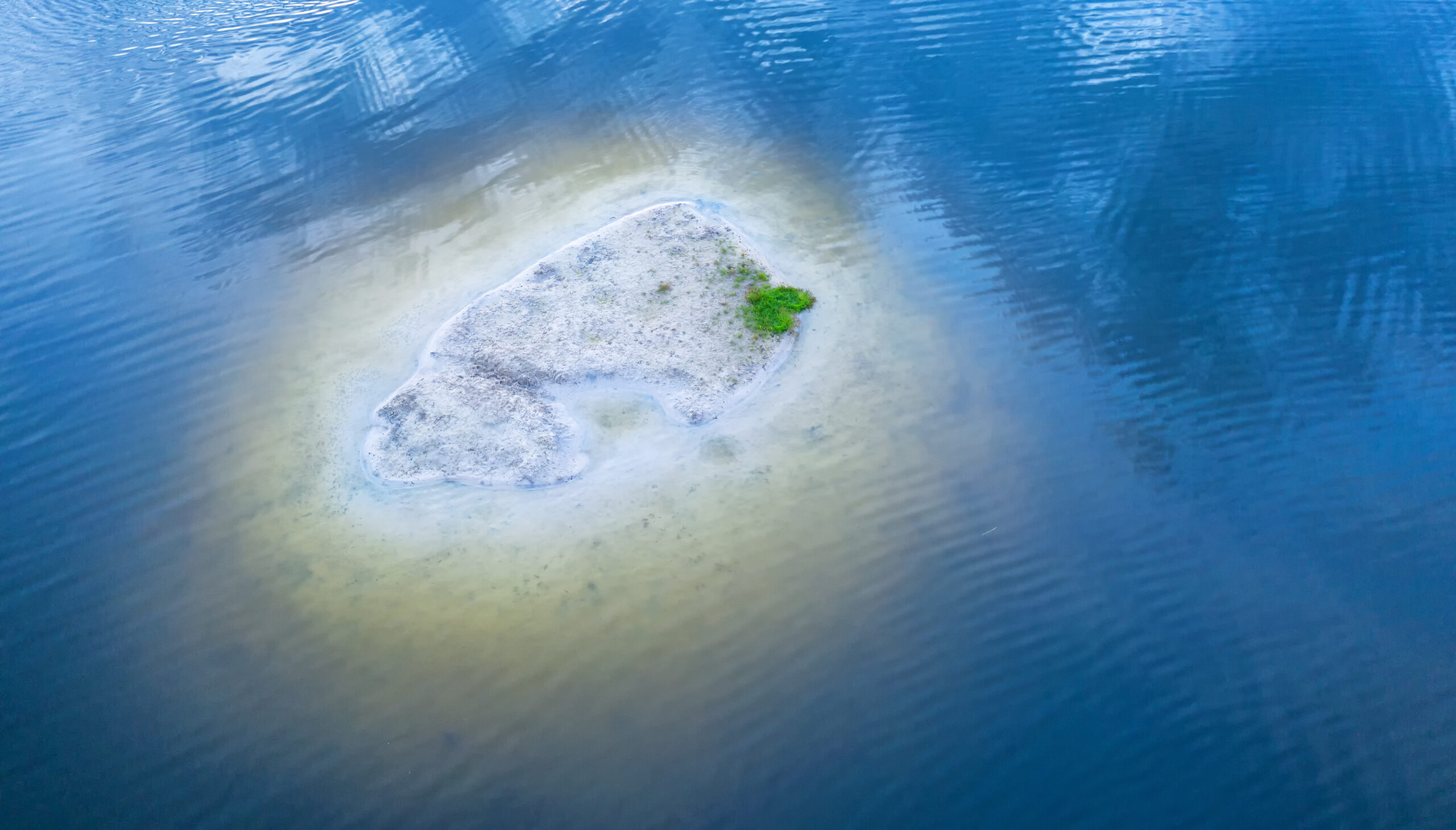 Gli oceani delle Fiji raggiungono un record di calore di 600 anni. Nuove scoperte allarmanti