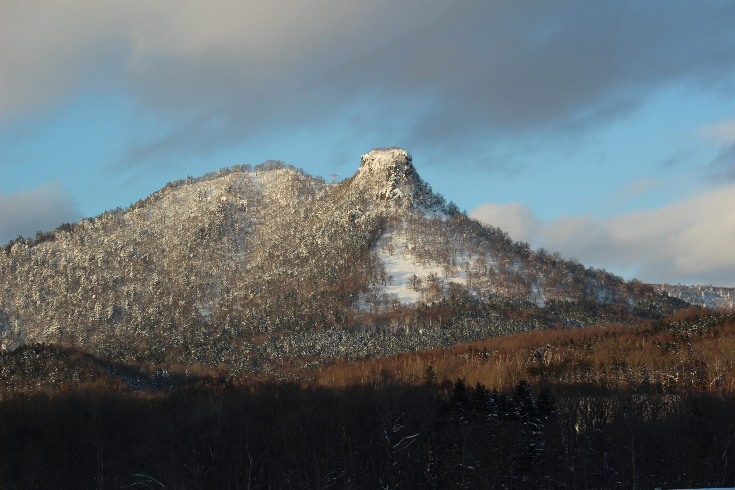 Il picco più alto delle Great Smoky Mountains riprende il nome Cherokee