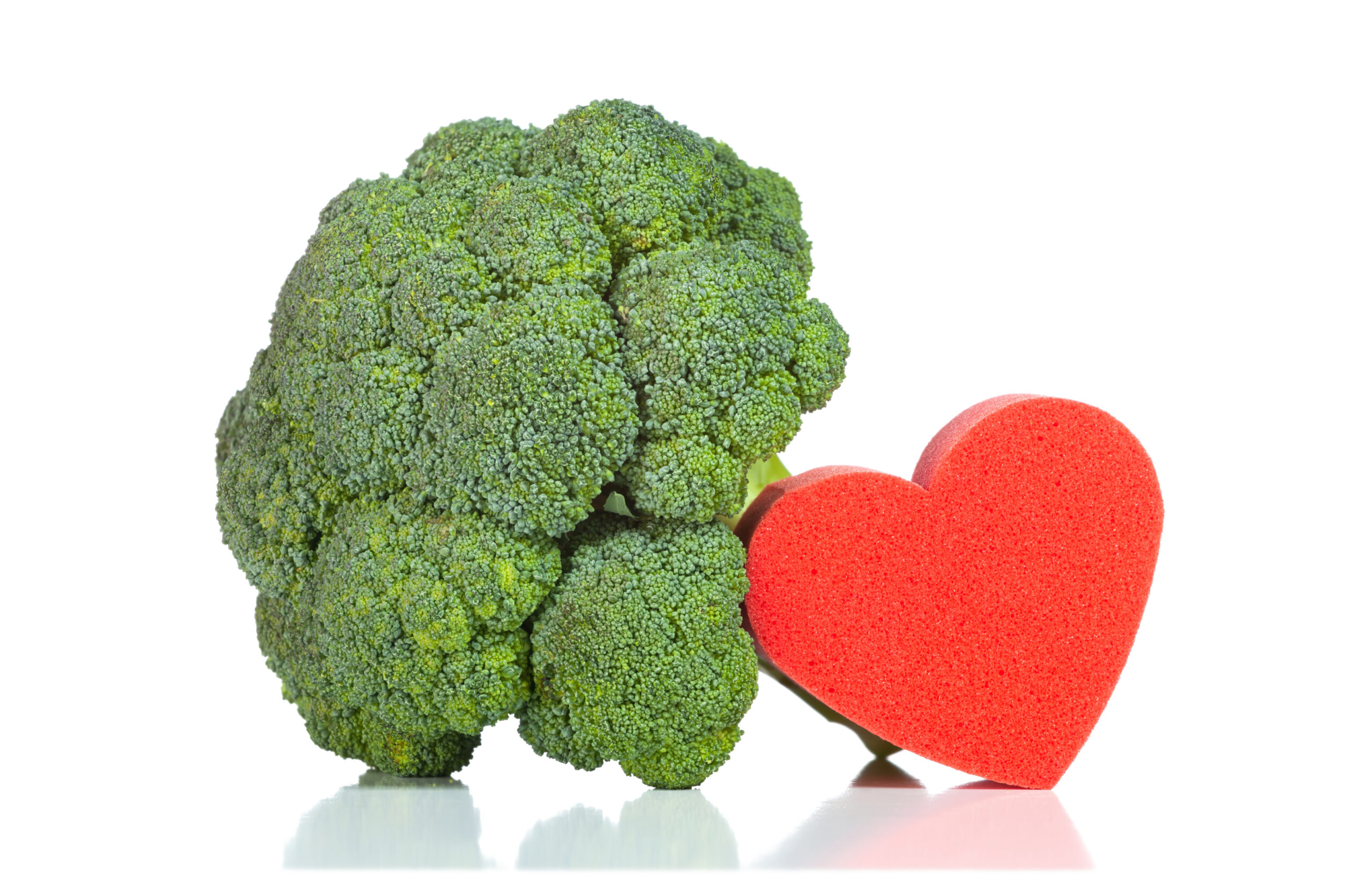 Migliora la salute del cuore: Nuove ricerche spiegano perché sostituire le carote con i broccoli