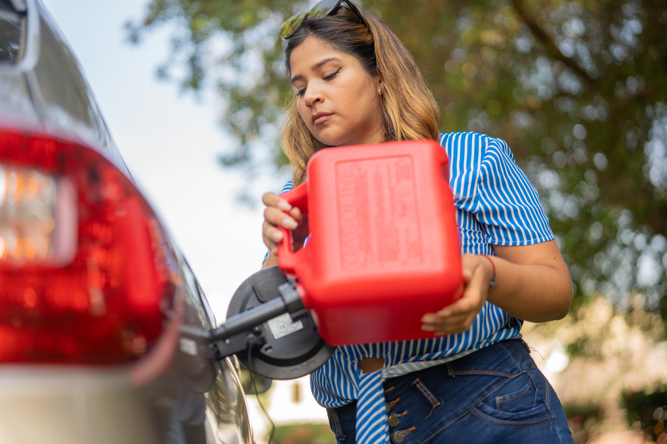 Perché usiamo benzina per veicoli piccoli e gasolio per veicoli grandi?